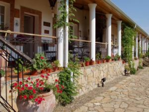 Country Club La Mesteceni poza